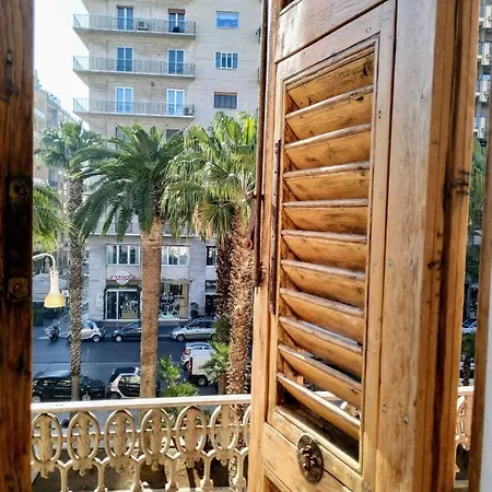 Affittacamere Roof Garden Di Charme Bari